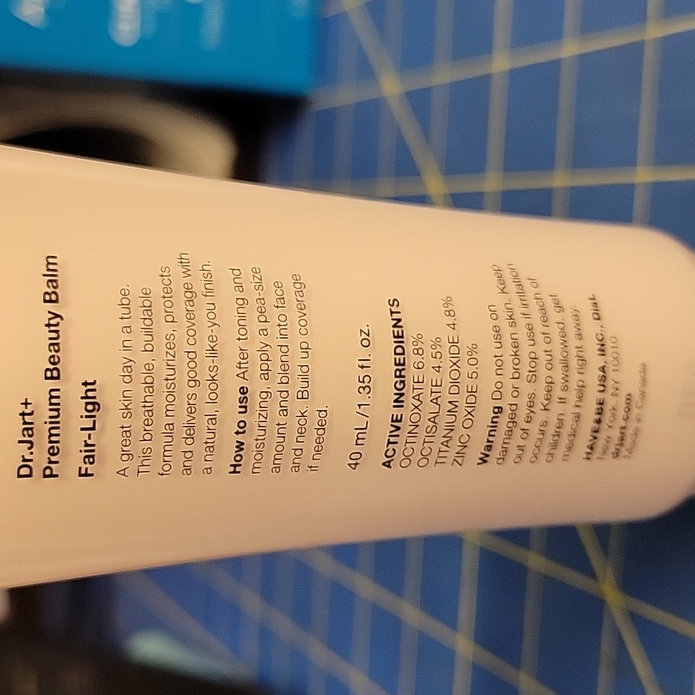 Dr Jart + BB Premium Beauty SPF 40 Fair Light Balm 40ml Tube - Picture 2 of 2